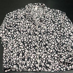 Victoria's Secret Black and Pink Pajama Top